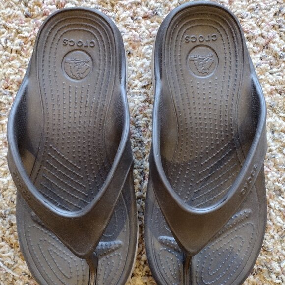 Crocs Sandals - Women's Size 8 - Picture 3 of 5